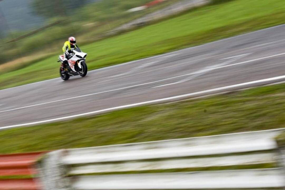 Motociklų gerbėjams – proga išbandyti lenktynių trasą