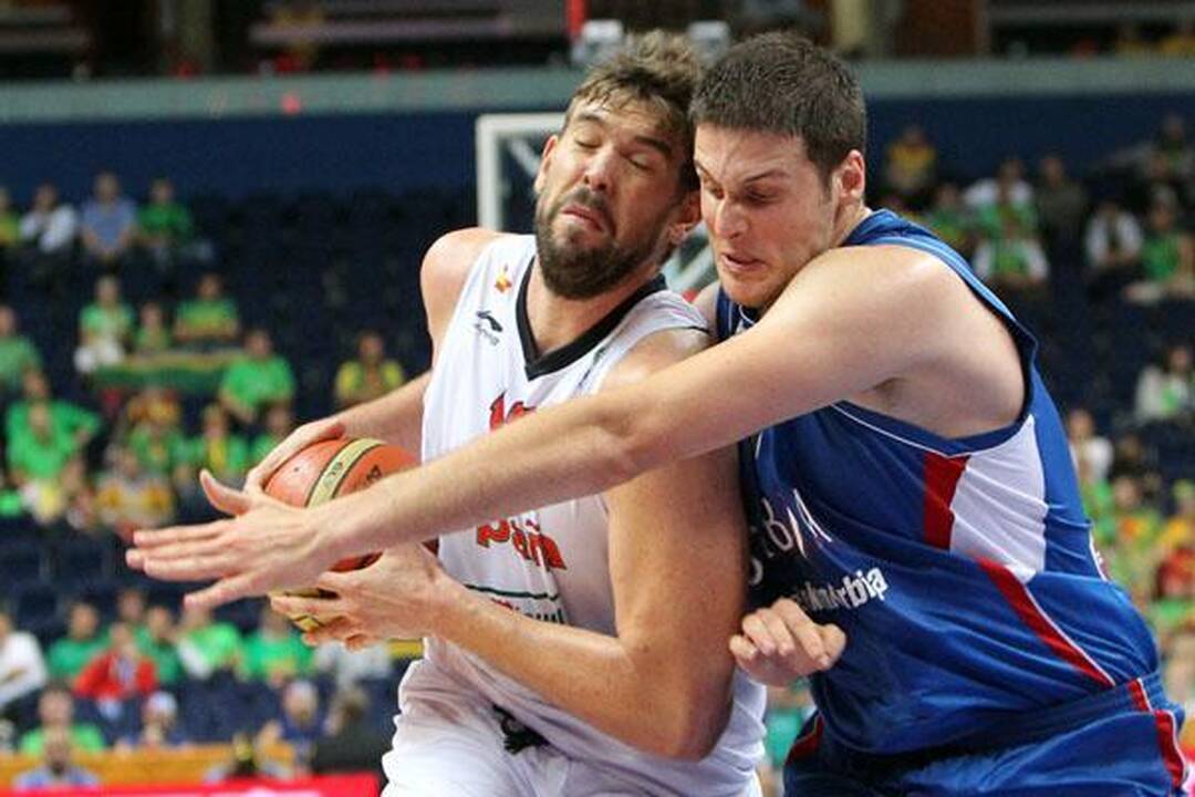 Serbų vidurio puolėjas: sunku, kai abu broliai Gasoliai yra aikštėje