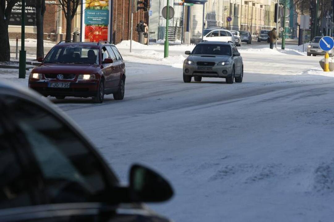 Klaipėdoje eismo sąlygos išlieka sudėtingos