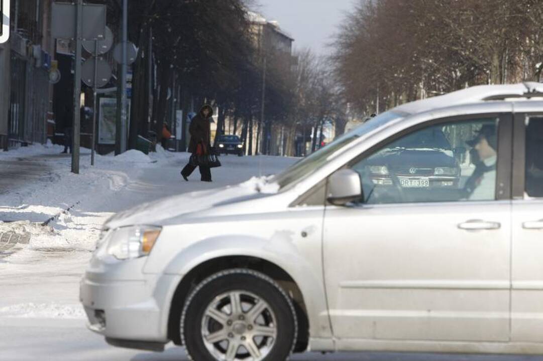 Klaipėdoje eismo sąlygos išlieka sudėtingos
