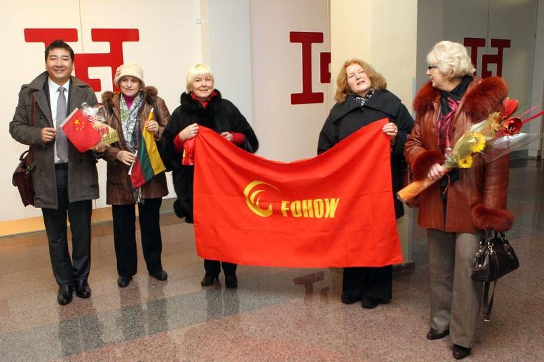 Lietuviai iš JAE grįžo aukštai iškeltomis galvomis