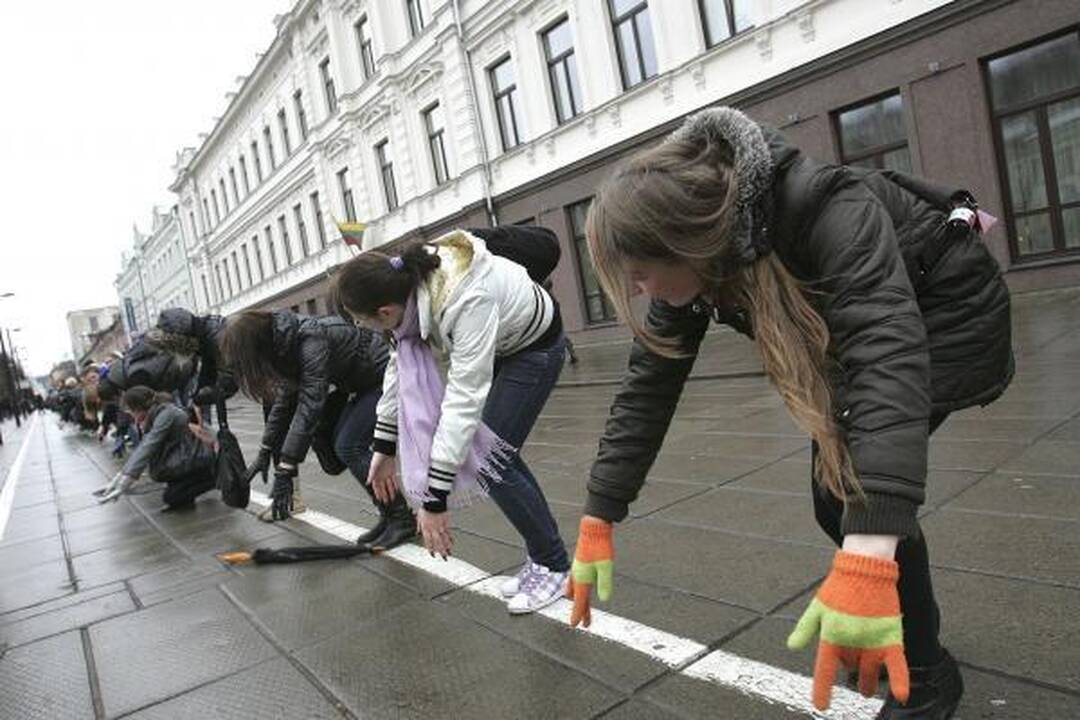 Laisvės alėjoje – daugiau kaip tūkstančio studentų virtinė