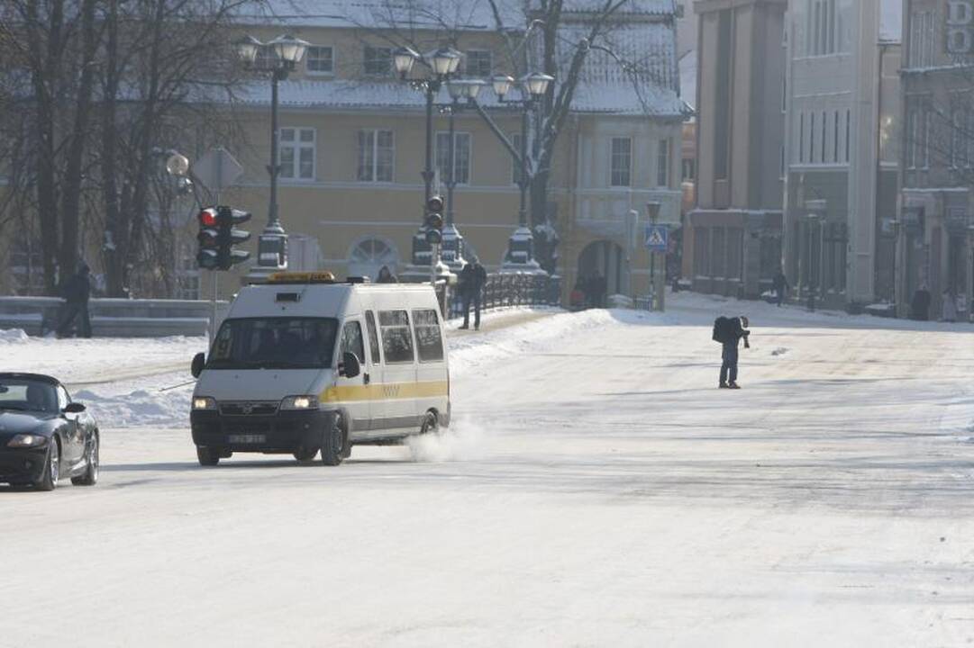 Klaipėdoje eismo sąlygos išlieka sudėtingos