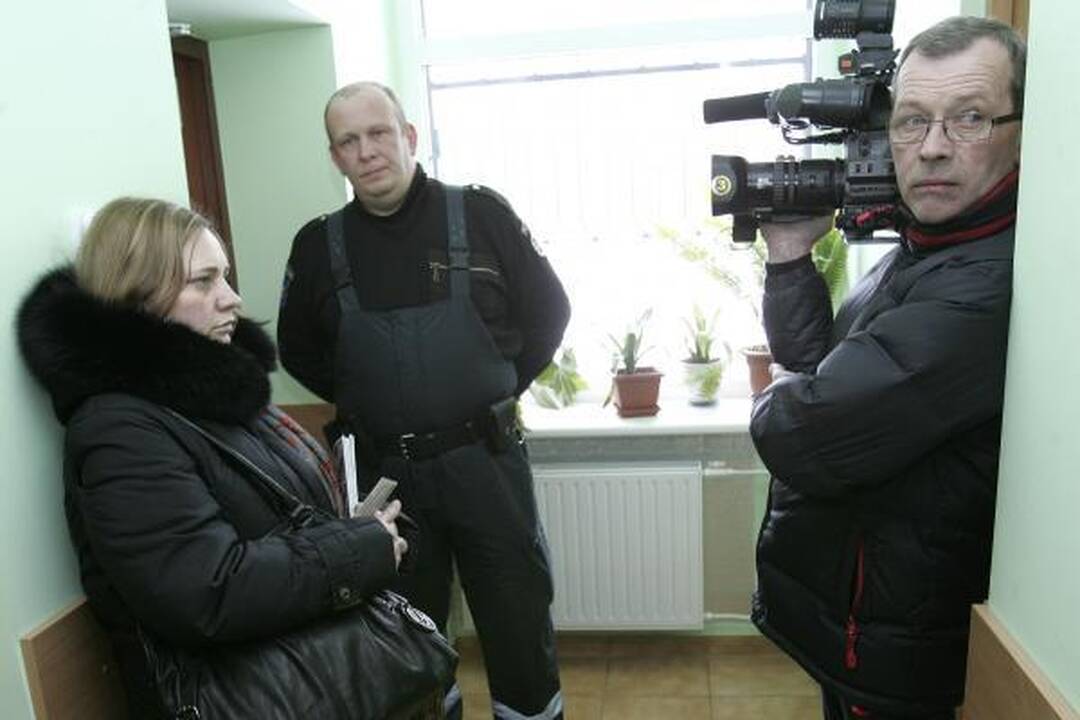 Policininkas neleido žurnalistams domėtis rinkimų pažeidimais