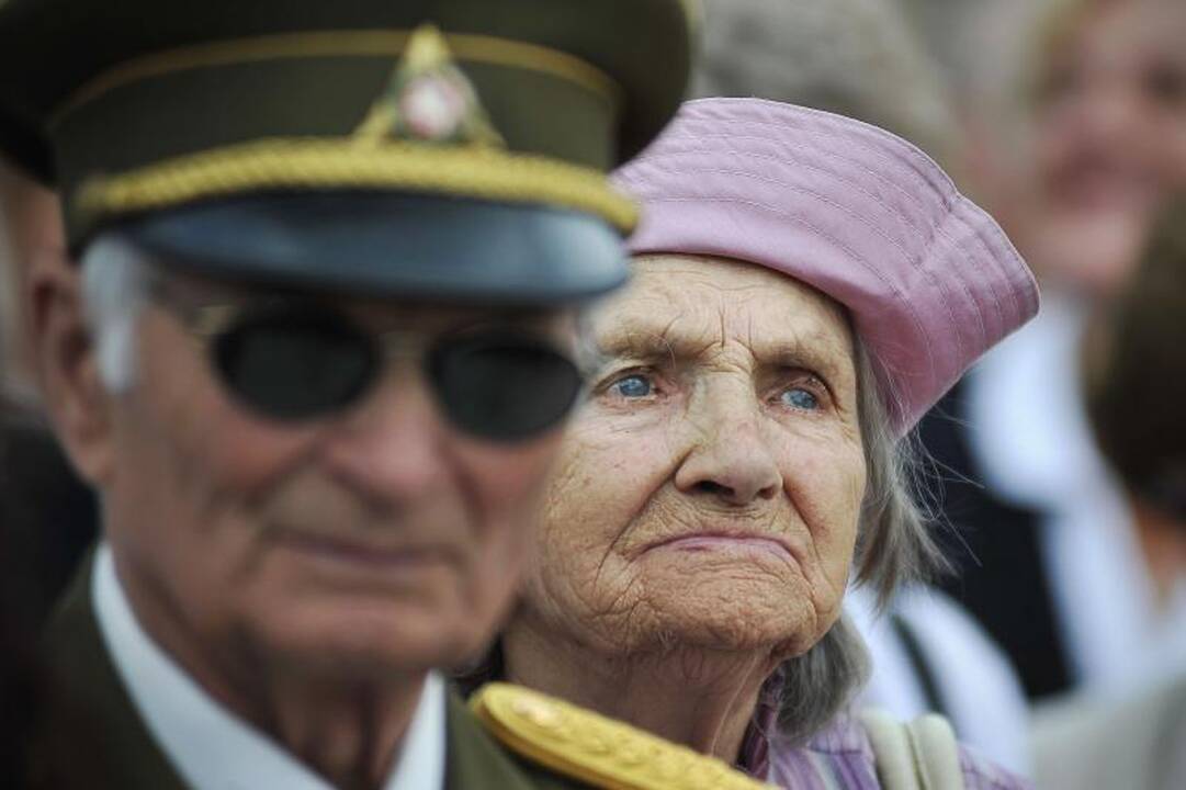 Tremties prisiminimai užgožė iškilmingas kalbas