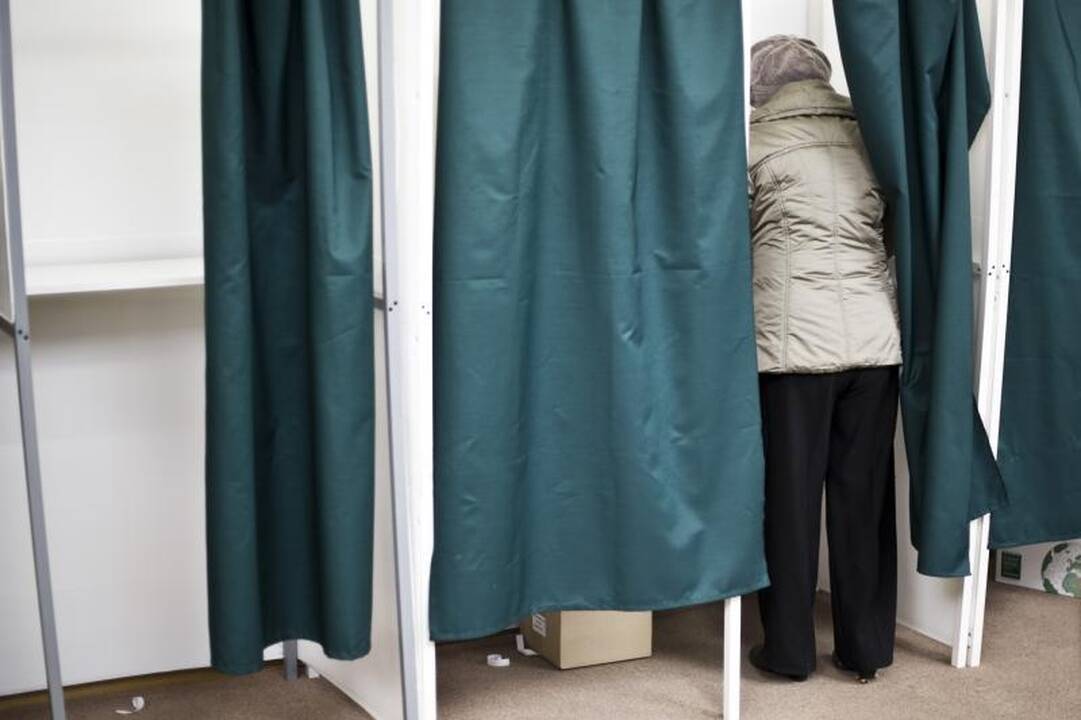 Antrame ture Kaune kol kas balsavo bent du kartus mažiau rinkėjų