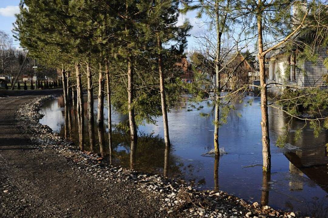 Pakaunėje pakilo Neries vanduo, bet panikos nėra
