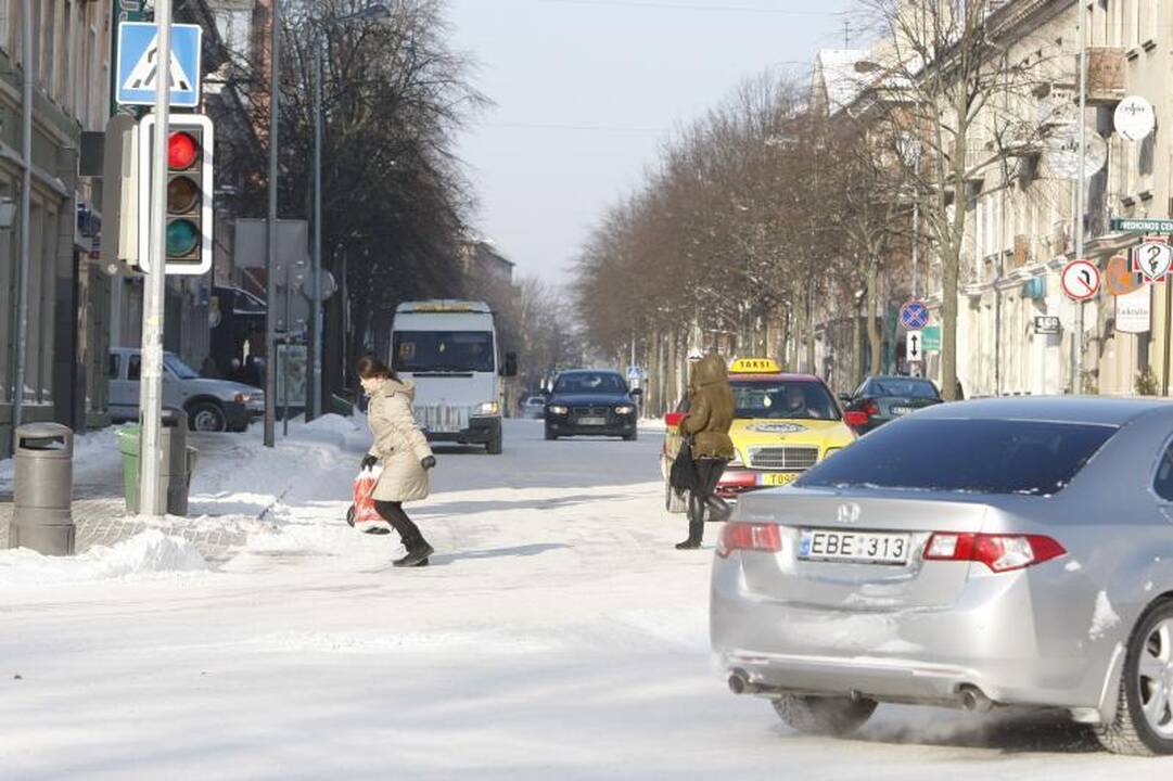 Klaipėdoje eismo sąlygos išlieka sudėtingos