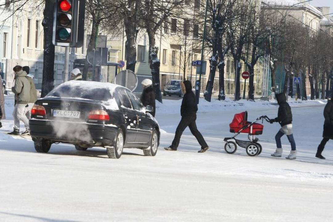 Klaipėdoje eismo sąlygos išlieka sudėtingos