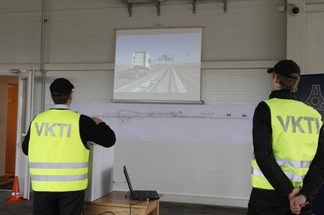 Vilkikų vairuotojų baubas - kontrolės postas dirba be poilsio valandų