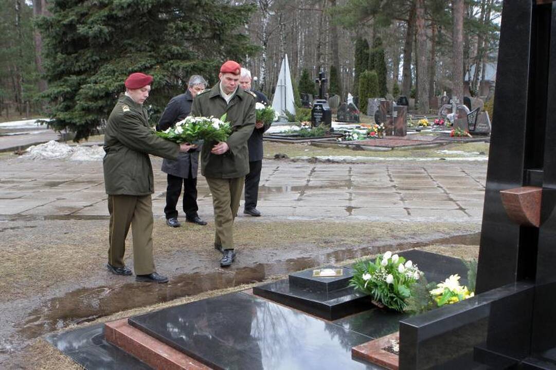 Pagerbė Nepriklausomybės akto signatarą Alfonsą Žalį