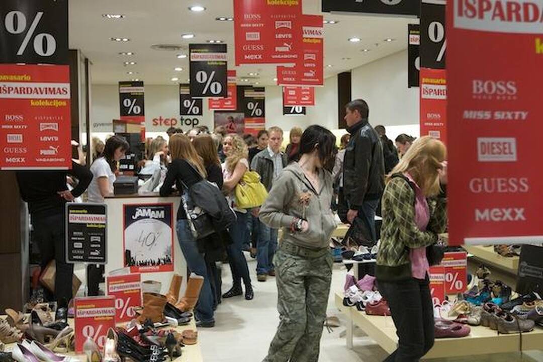 Naktinis išpardavimas „Akropoliuose“: be didesnių incidentų