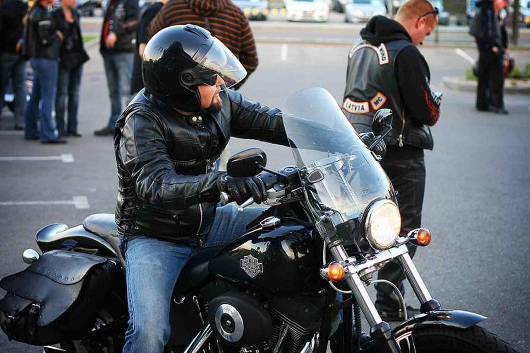 Į filmo premjerą suvažiavo per 50 motociklų 