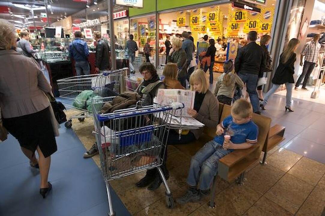 Naktinis išpardavimas „Akropoliuose“: be didesnių incidentų