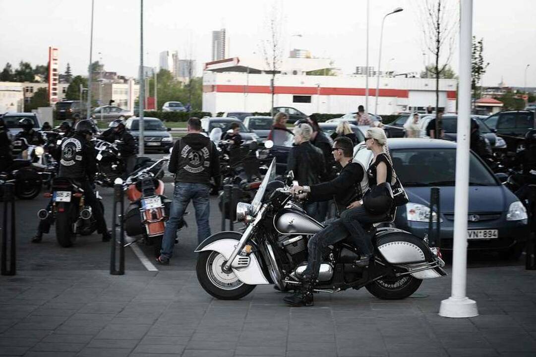 Į filmo premjerą suvažiavo per 50 motociklų 