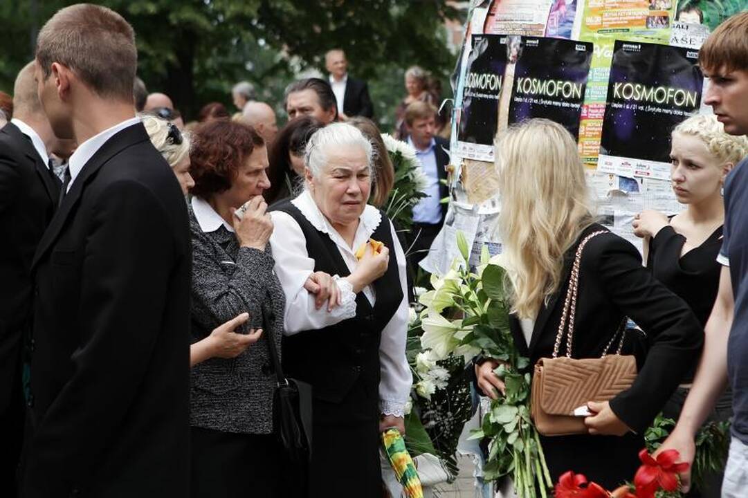 Aktorius V.Klimas atgulė Lėbartų kapinėse