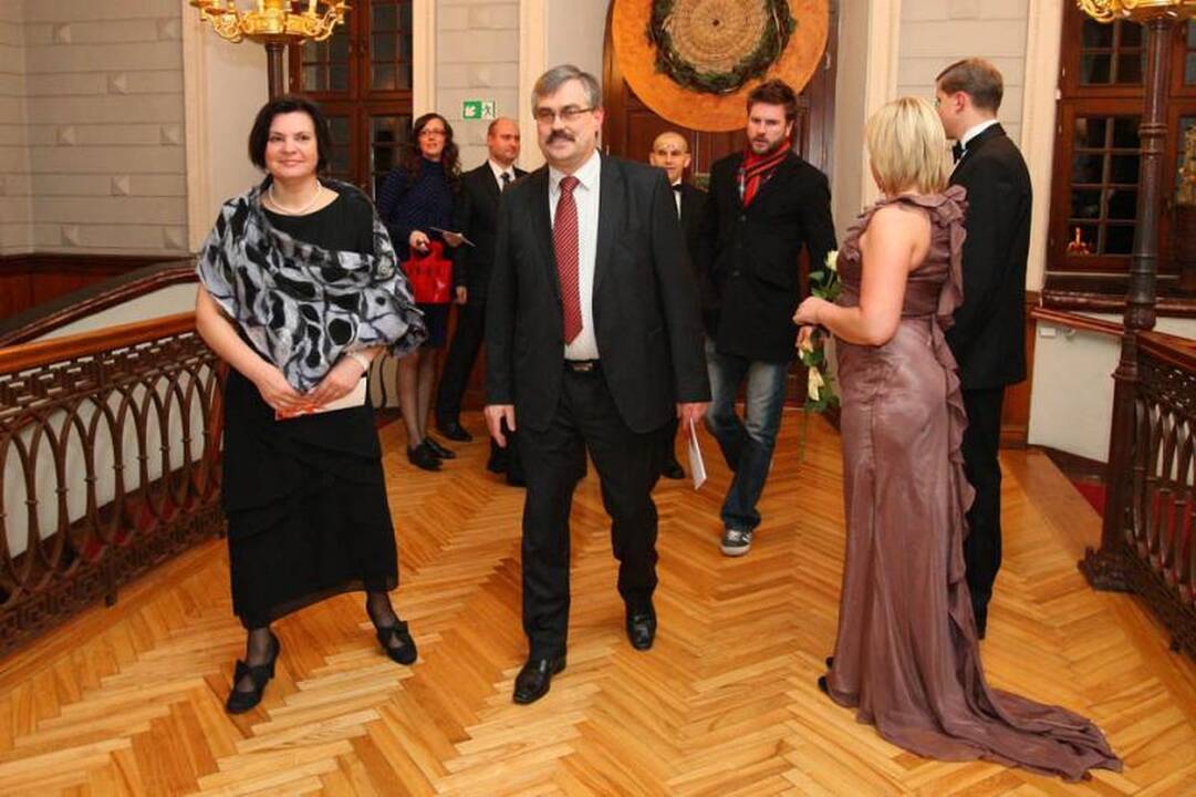Kalėdinis labdaros vakaras – sergantiems vaikams pagelbėti