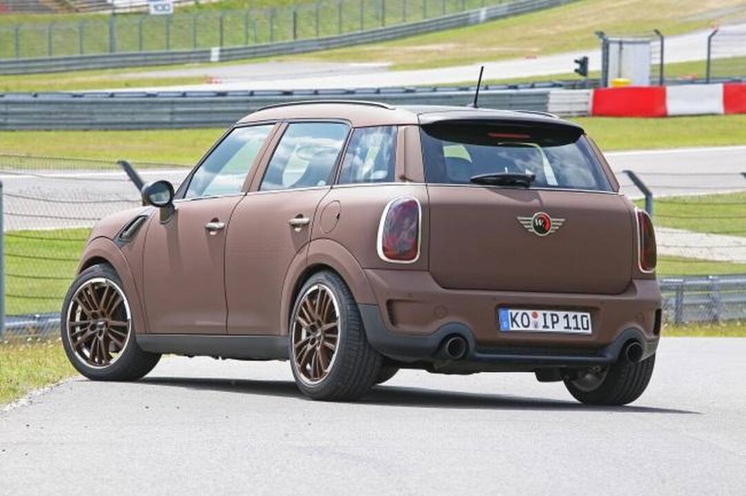 "MINI Countryman Cooper S": ar po "tiuningo" tapo gražesnis?