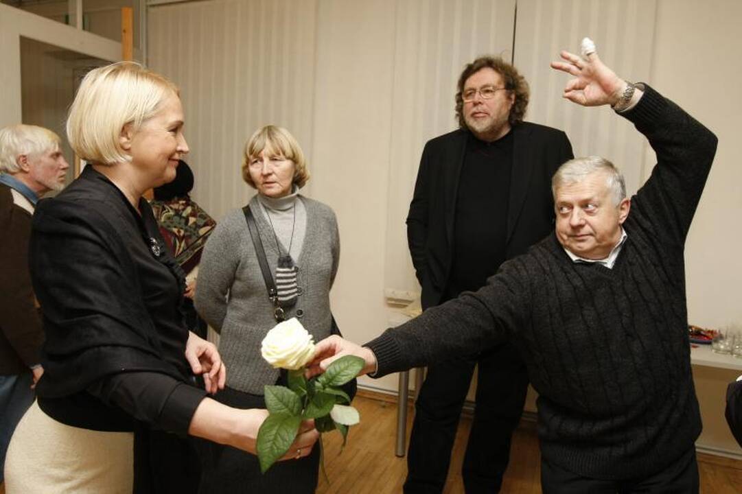 Klaipėdos miesto biblioteka archyvuoja Klaipėdos dailininkų kūrybą