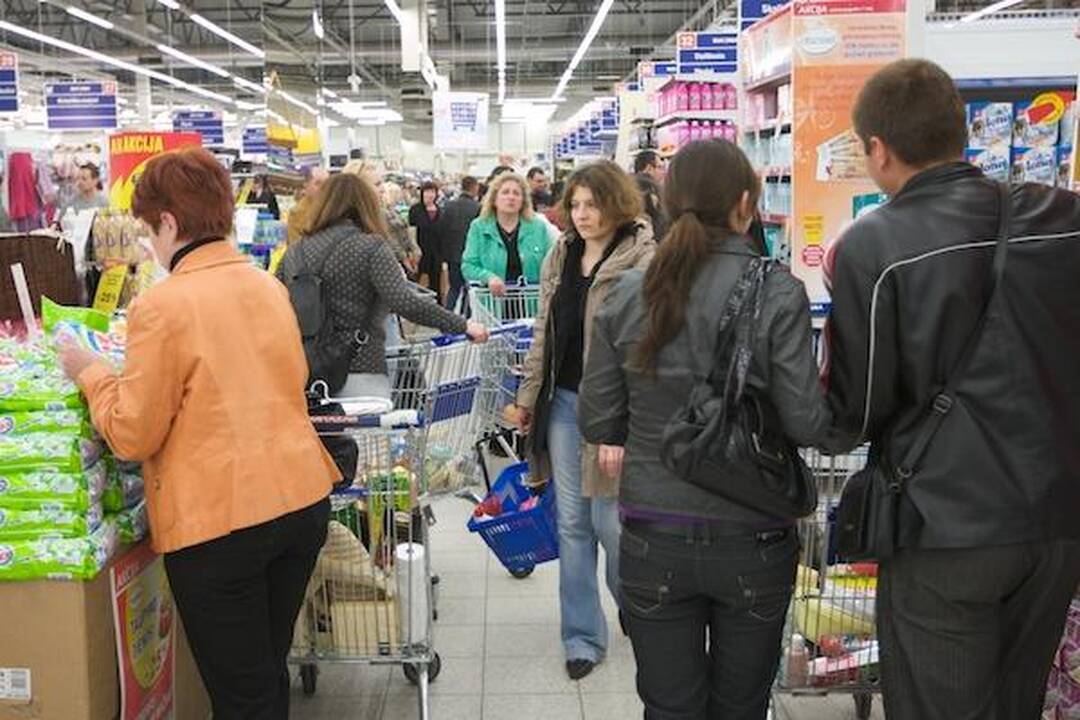 Naktinis išpardavimas „Akropoliuose“: be didesnių incidentų