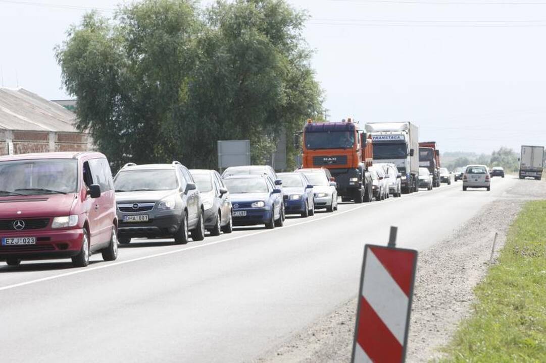 Rekonstruojamas Jakų žiedas užsikimšo   