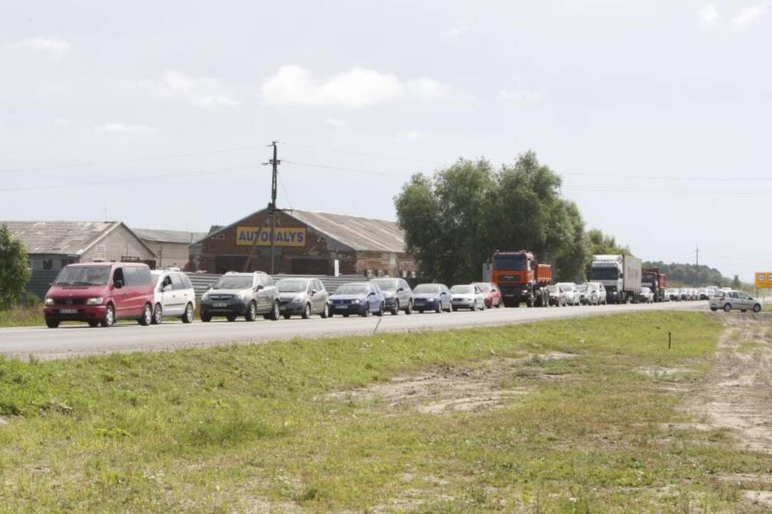 Rekonstruojamas Jakų žiedas užsikimšo   