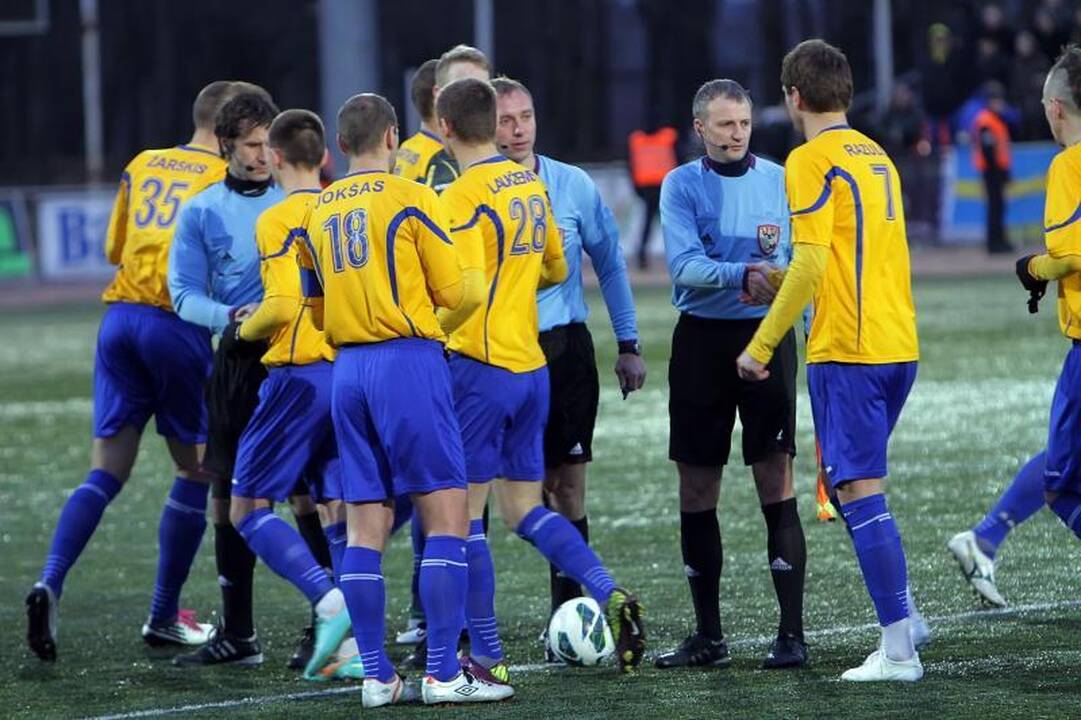 Įžymybės Klaipėdoje kvietė vaišintis „Maltiečių sriuba“ 