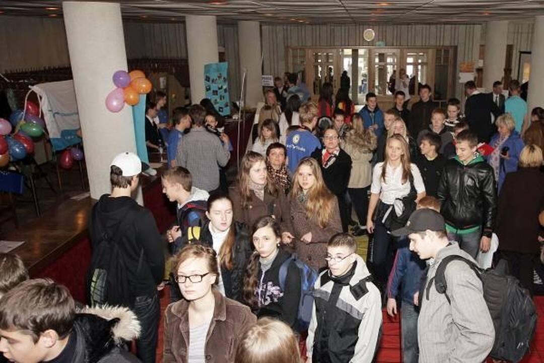 Jaunimo organizacijų mugė Klaipėdoje – sausakimša