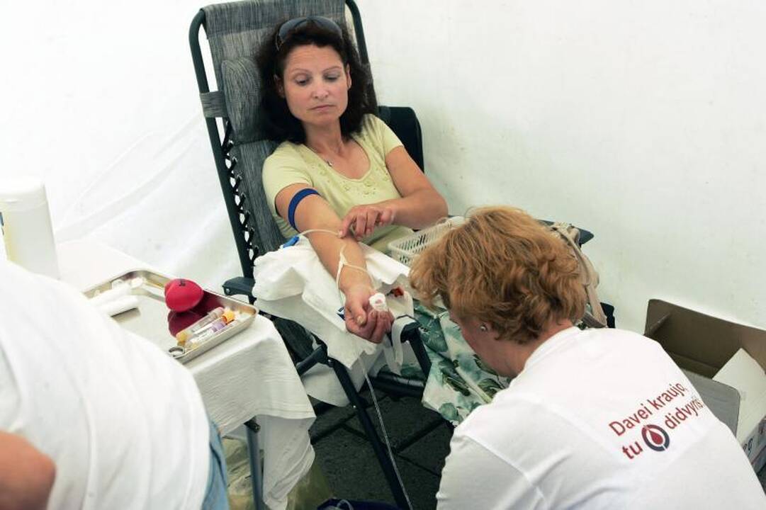 Duoda, bet neima: kliūtimi paaukoti kraujo tapo ir per mažas svoris
