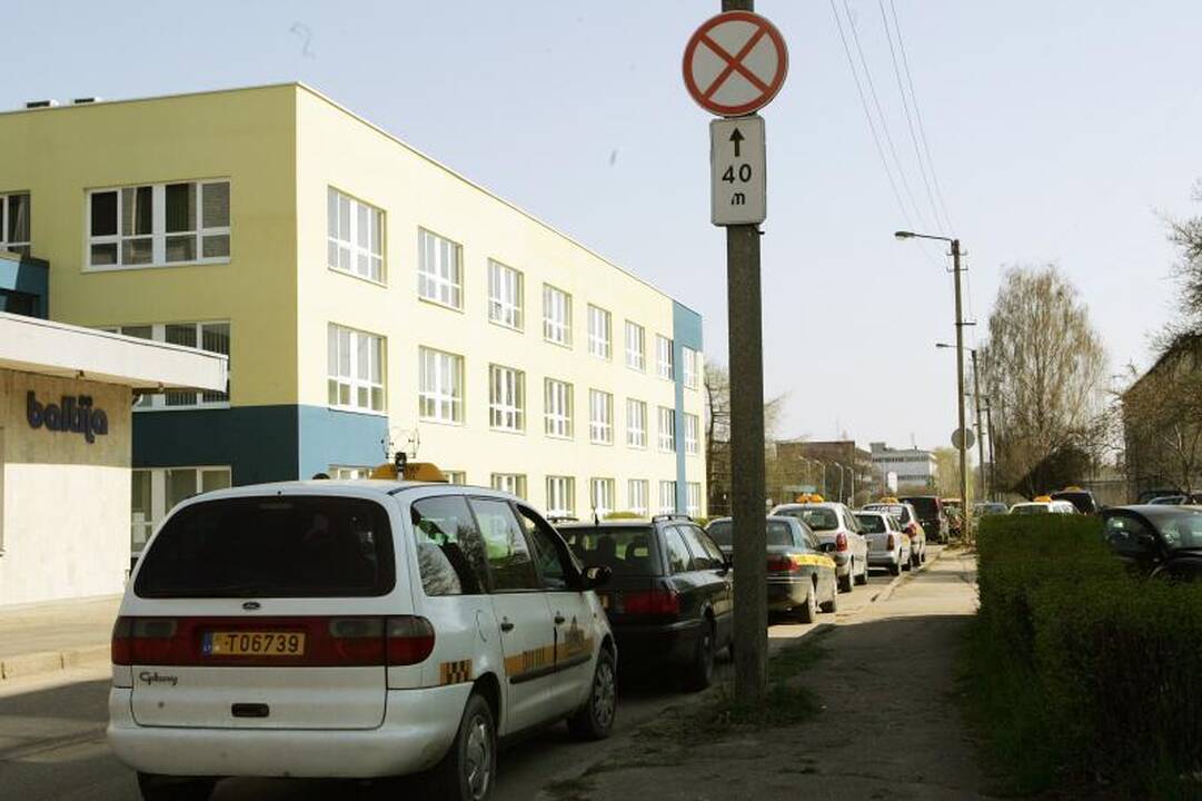 Miesto gatves okupavo įpykę taksistai   