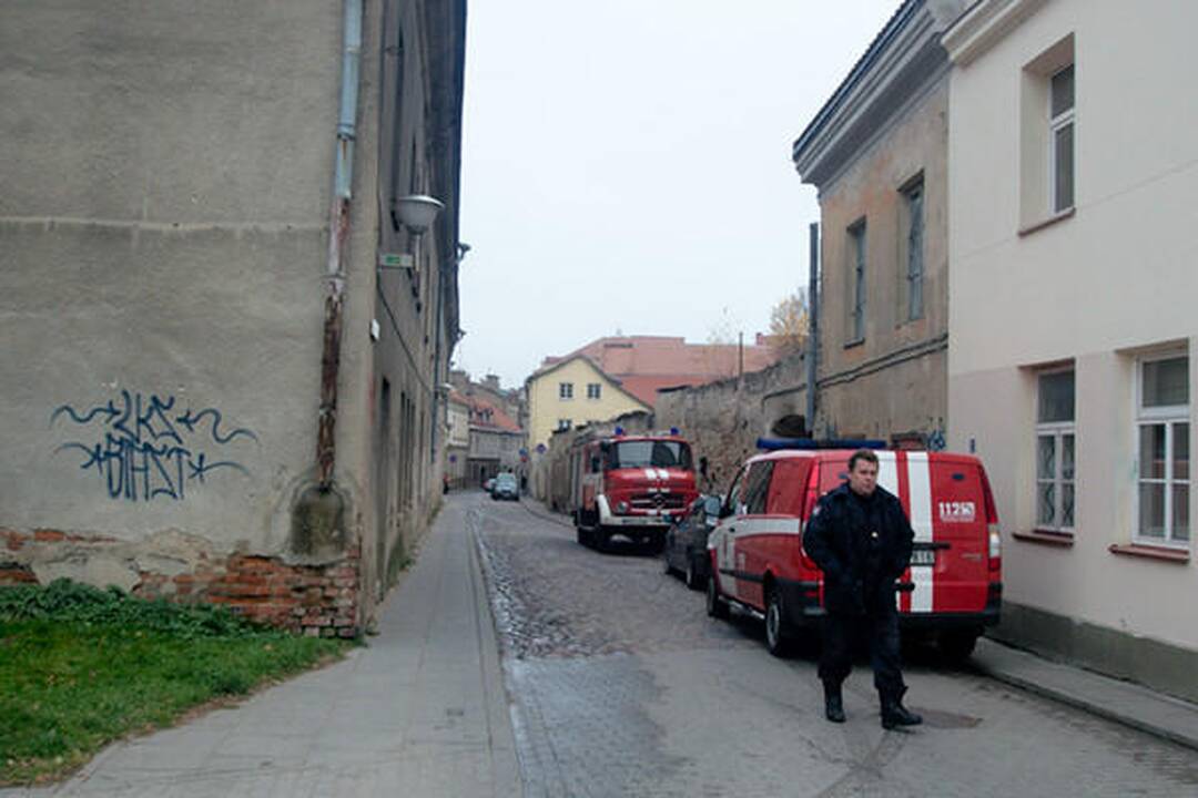 Vilniaus senamiestyje degė namas