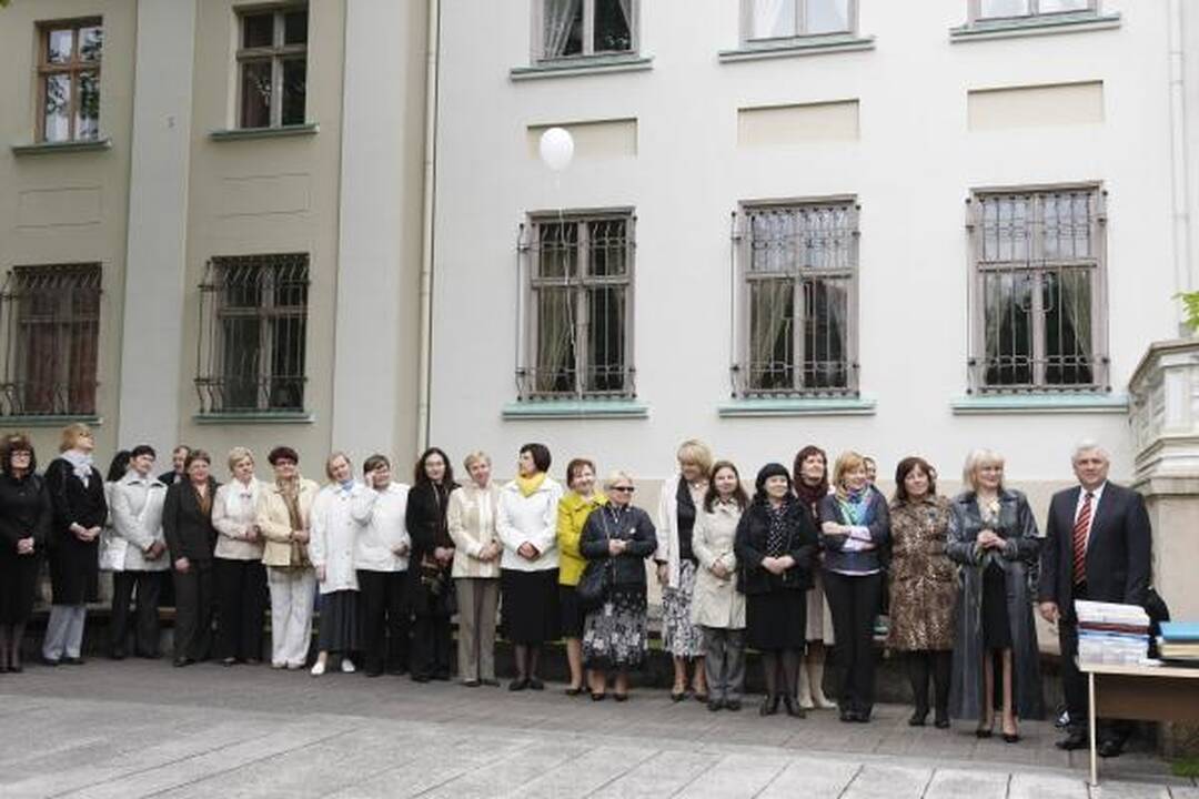 Klaipėdos abiturientams nuskambėjo paskutinis skambutis 