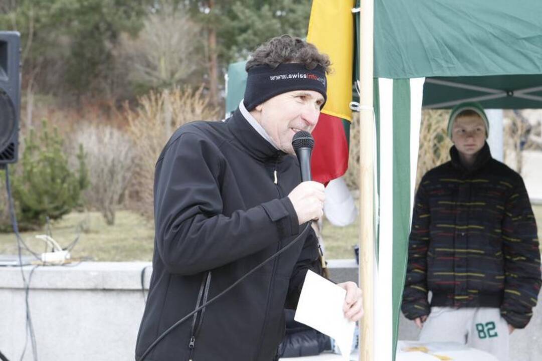 Palangiškiai gausiu būriu išsiruošė į žygį pajūriu