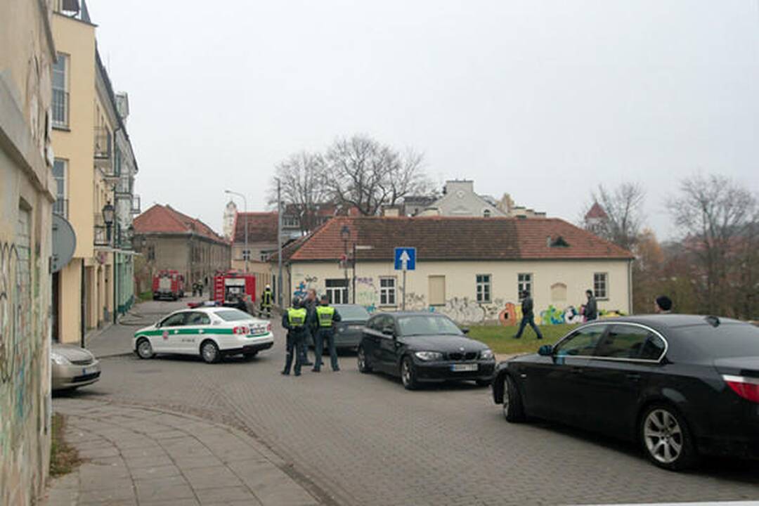 Vilniaus senamiestyje degė namas