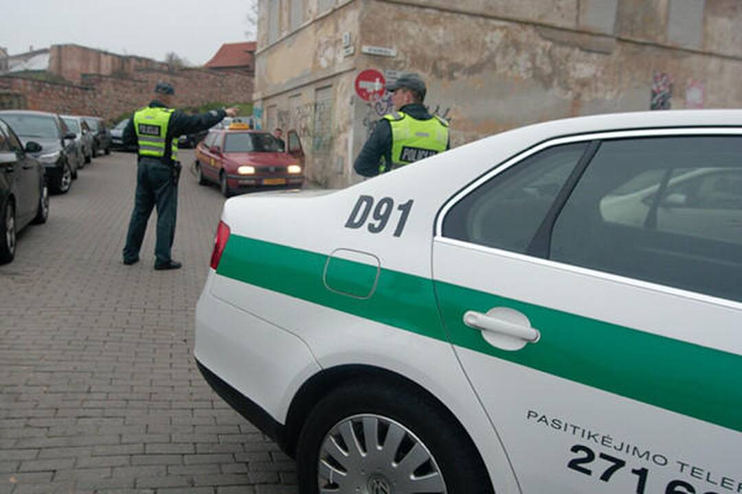 Vilniaus senamiestyje degė namas