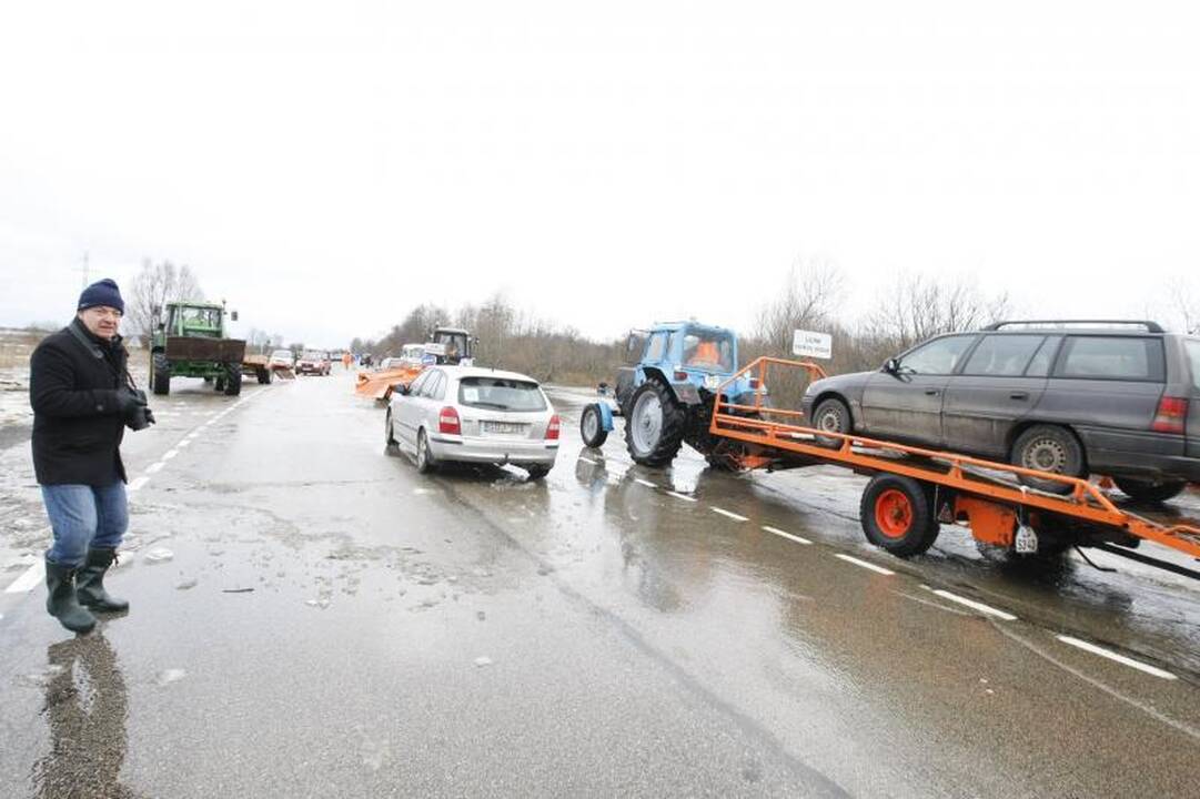 Potvynio zonoje savaitgalį gelbėjimo darbų vykdyti neteko