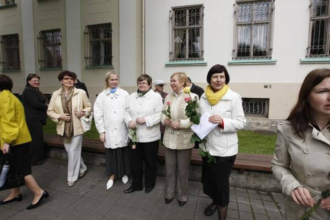 Klaipėdos abiturientams nuskambėjo paskutinis skambutis 
