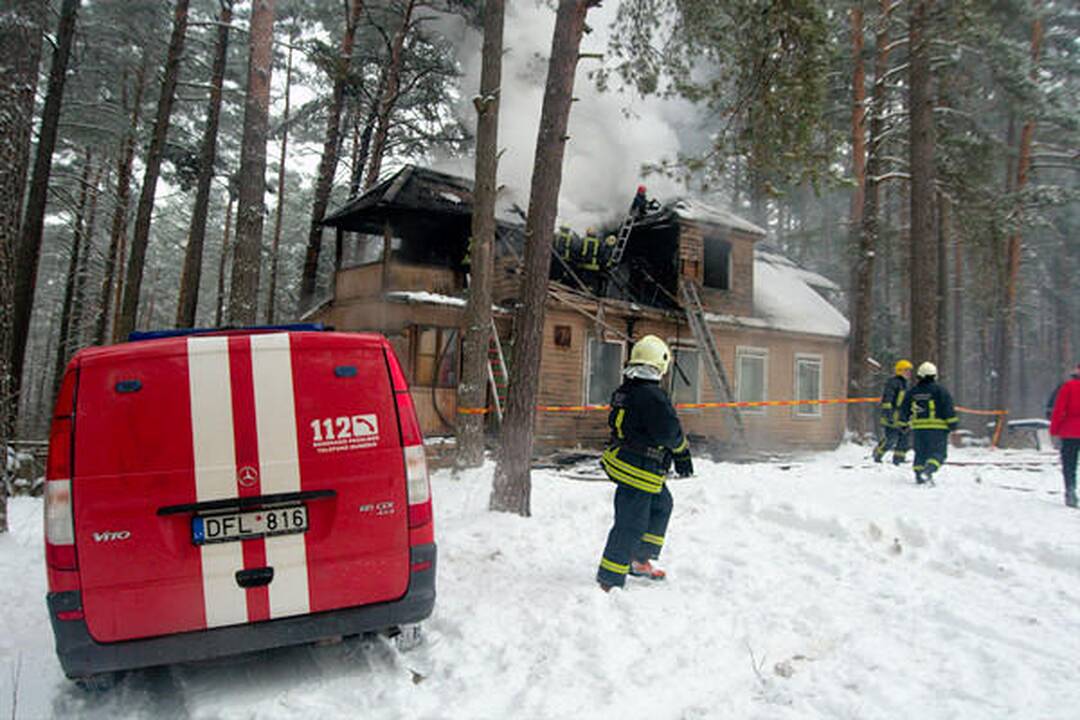 Vilniuje degė namas – spėjamas padegimas