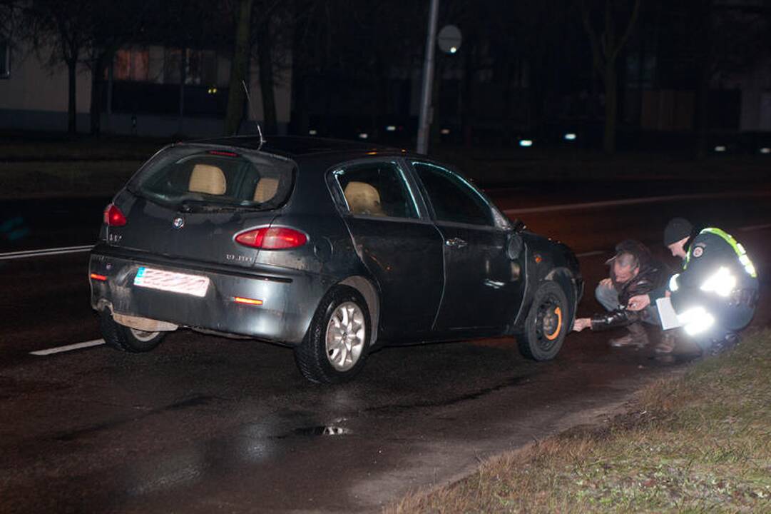 Degalų kanistras brangiau už partrenktą draugą