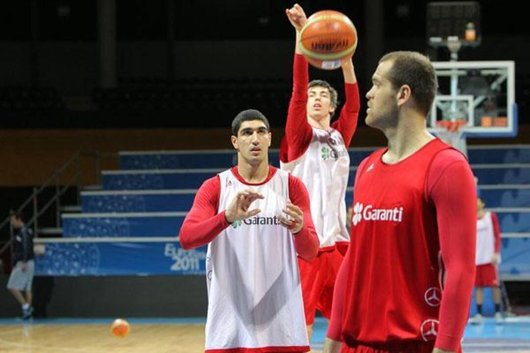 Turkijos strategas: kol kas čempionatas staigmenų nepateikė  