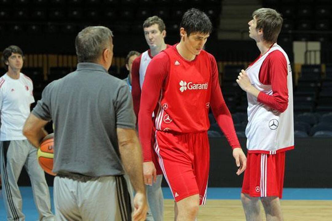 Turkijos strategas: kol kas čempionatas staigmenų nepateikė  