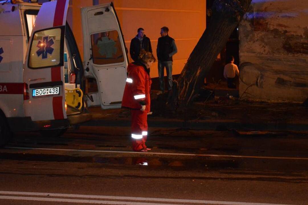 Nakties lenktynės Klaipėdoje baigėsi dviejų jaunuolių žūtimi (foto)