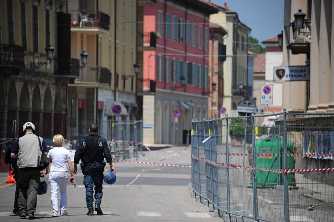 Italijoje per žemės drebėjimą žuvo 15 žmonių