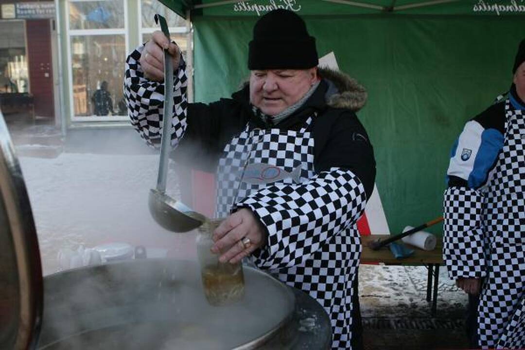 Palanga viliojo stintomis ir sveikuolių maudynėmis