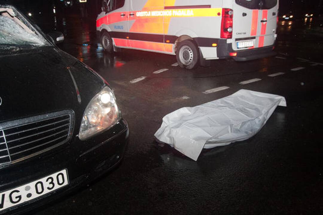 Vilniuje šalia „Akropolio“ žuvo pėsčiasis
