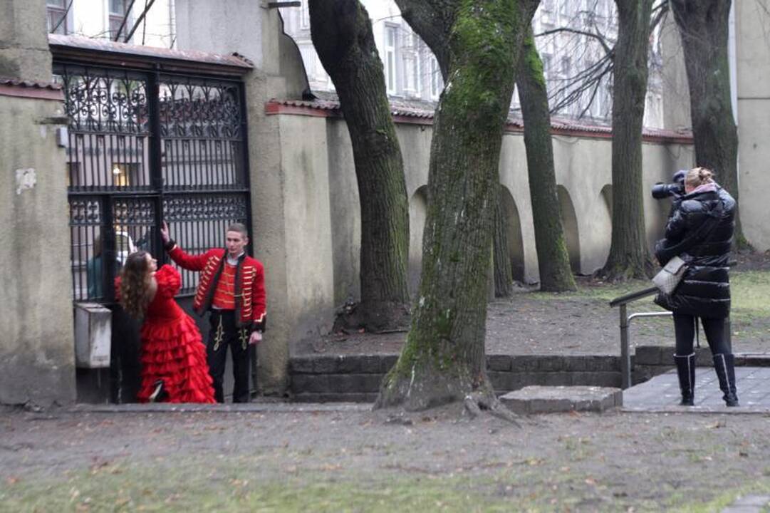 Kauno senamiesčio gatves papuoš žaismingos nuotraukos