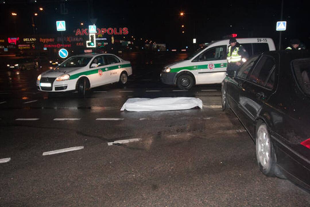 Vilniuje šalia „Akropolio“ žuvo pėsčiasis