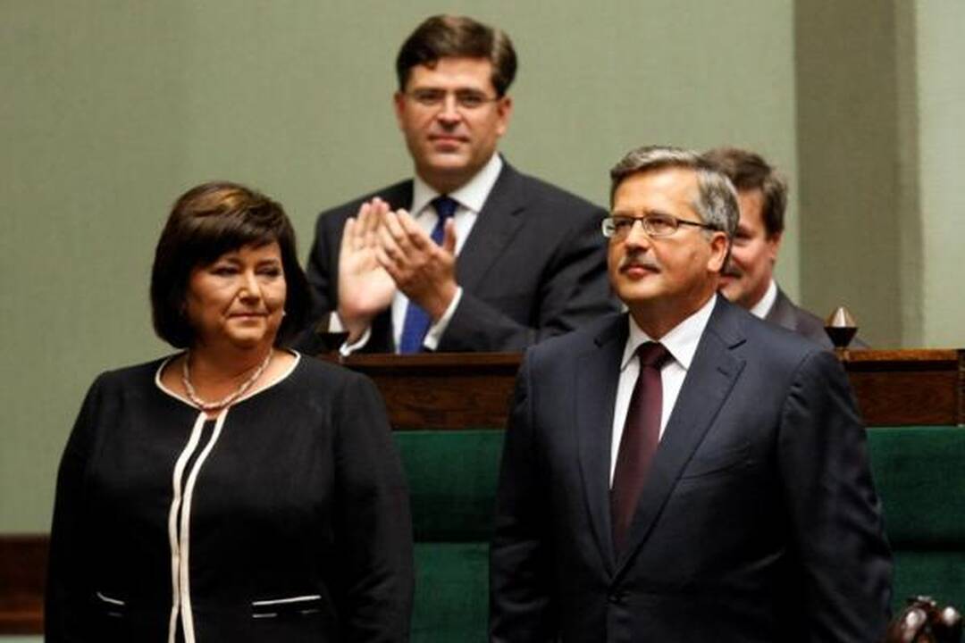 Lenkijoje prisaikdintas naujasis prezidentas B.Komorowskis