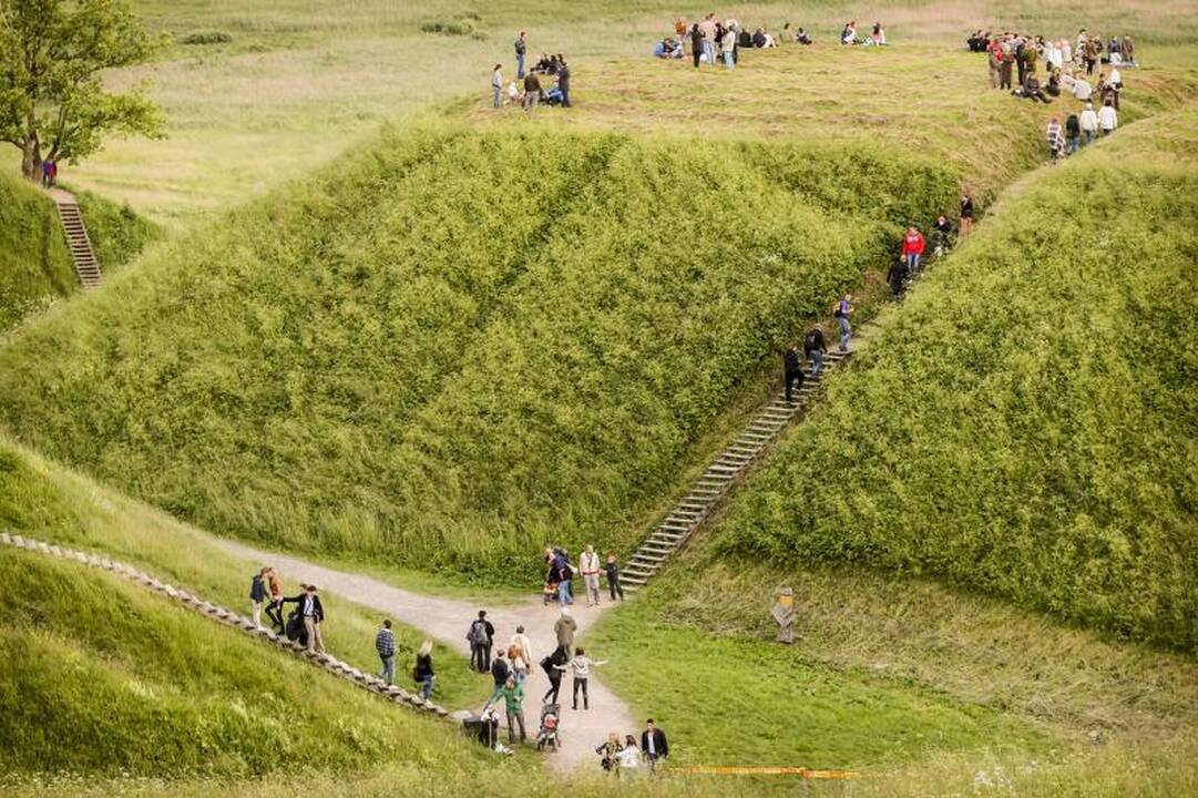 Trumpiausia metų naktis Kernavėje - su dainomis, laužais ir apeigomis