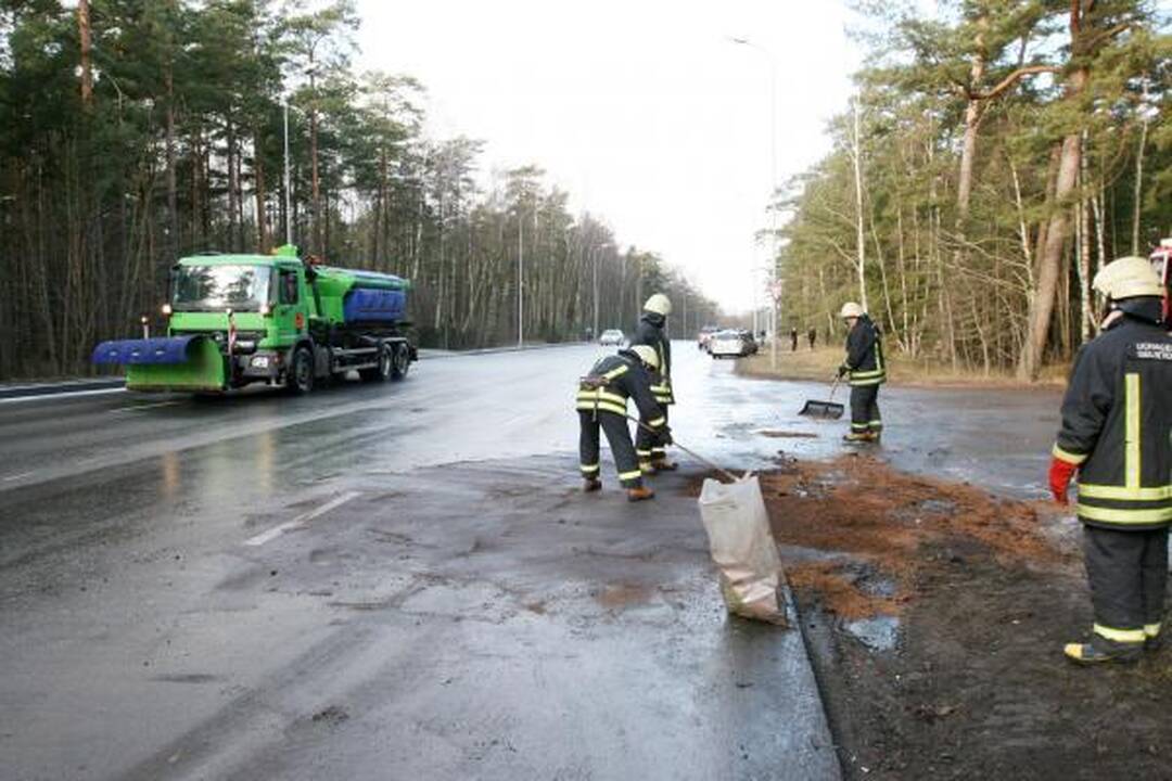 Klaipėdoje avarijoje žuvo abiturientas